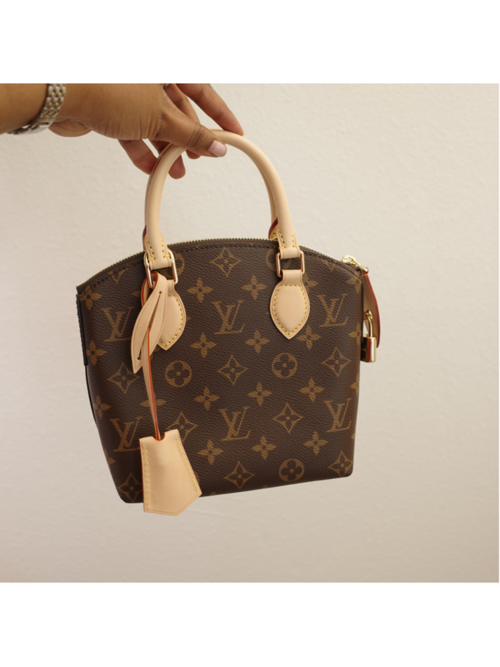 LOUIS VUITTON Lockit BB Monogram Crossbody